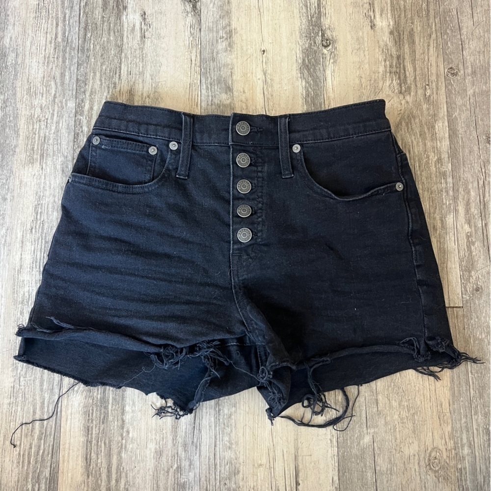 Madewell High Waisted Button Fly Shorts in Black - Picture 3 of 7